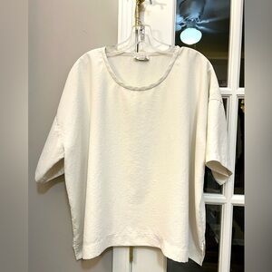 Vince oversized crew neck short sleeved top with great drape sz M